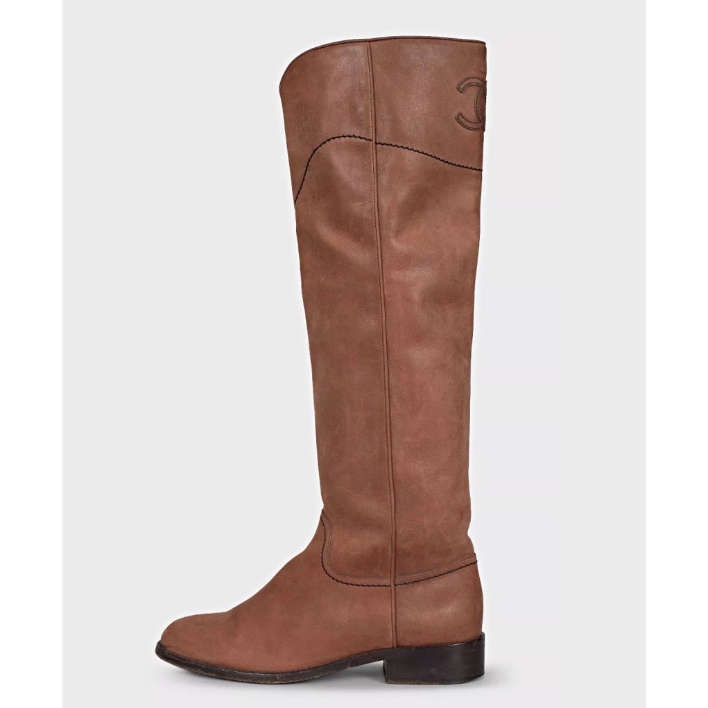 Chanel Brown Matte Leather Round Toe Slip-On Boots - 37